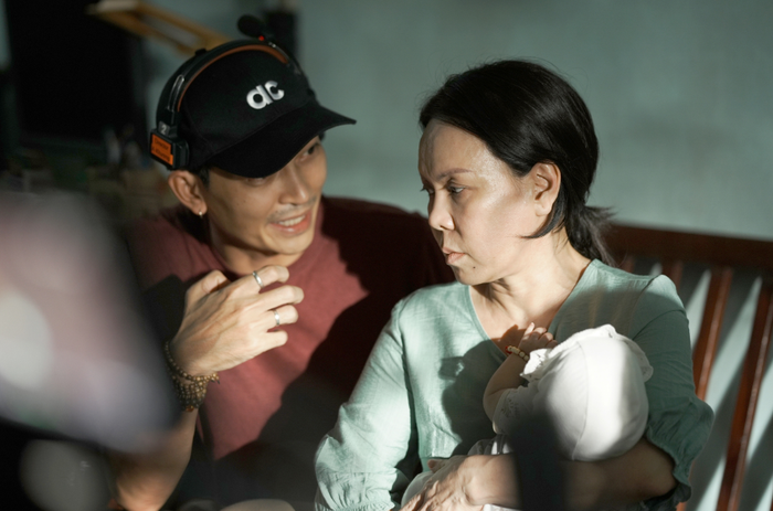 Những tranh luận căng thẳng giữa Khương Ngọc và Việt Hương lại trở thành động lực tạo nên các vai diễn giàu cảm xúc