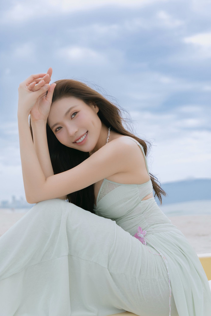 Thúy Diễm vừa đăng tải bài viết mới trên trang cá nhân (Ảnh: FBNV).