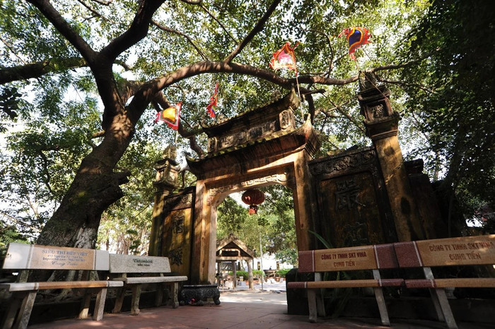 Nét cổ xưa ở làng Diềm Bắc Ninh.