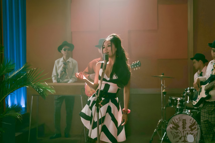 Văn Mai Hương xuất hiện trong dự án Mesdames Thanh Sắc dự kiến ra rạp vào ngày 19/06, hứa hẹn tiếp nối chuỗi thành công của nữ ca sĩ. - Ảnh: NSX