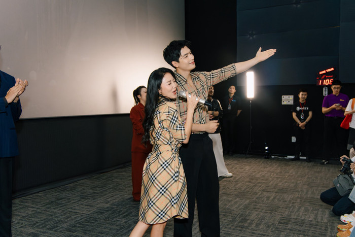 Trước đó Văn Mai Hương đã làm việc chăm chỉ, gây ấn tượng với khán giả khi tham gia đóng chính phim Thỏ Ơi!! ra mắt vào dịp Tết vừa qua. Ảnh: FBNV