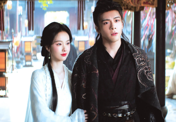 Diễn xuất gây tranh cãi nhưng vẫn thu hút sự chú ý