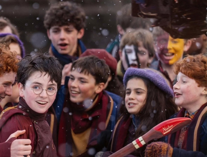 HBO cũng đã ra mắt phim tài liệu dài khoảng 30 phút mang tên Finding Harry: The Craft Behind the Magic.