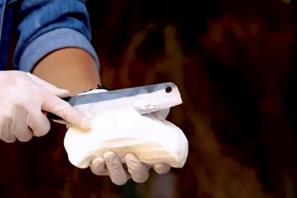 Về quê vợ chồng Hoà Minzy, thưởng thức món cháo... gắp bằng đũa Ảnh 3