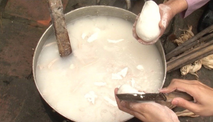 Về quê vợ chồng Hoà Minzy, thưởng thức món cháo... gắp bằng đũa Ảnh 2