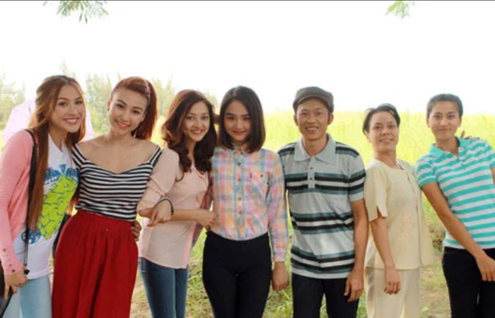 Việt Hương và Hoài Linh trong dự án Nhà Có 5 Nàng Tiên. - Ảnh: NSX