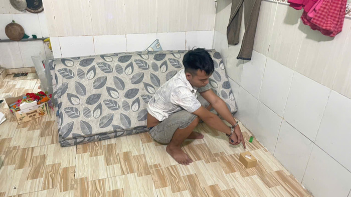 Đối tượng Phong cùng tang vật&nbsp;