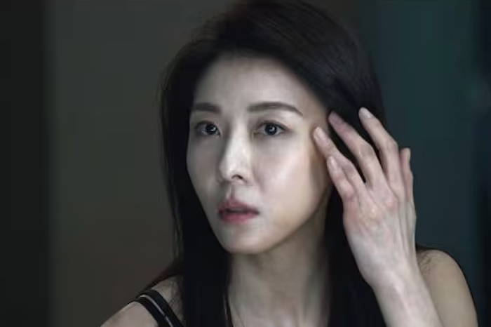Ha Ji Won xuất hiện trong bộ phim mới nhất với hình ảnh gầy gò. Ảnh chụp màn hình