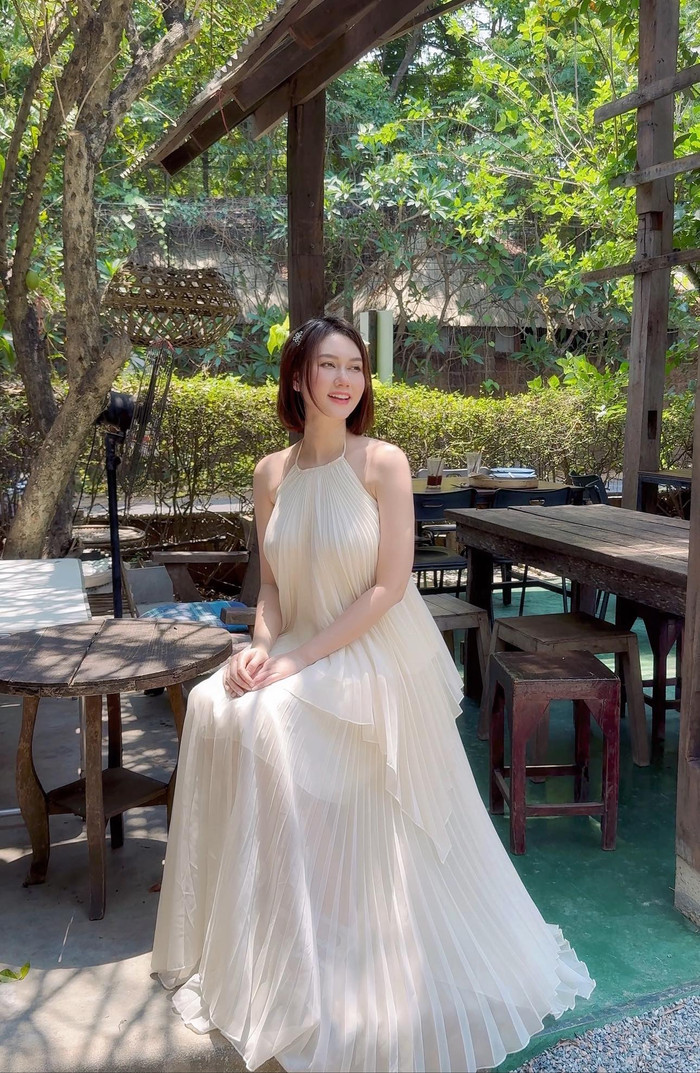 Nữ diễn viên dành nhiều thời gian chăm sóc tổ ấm kể từ khi có con.