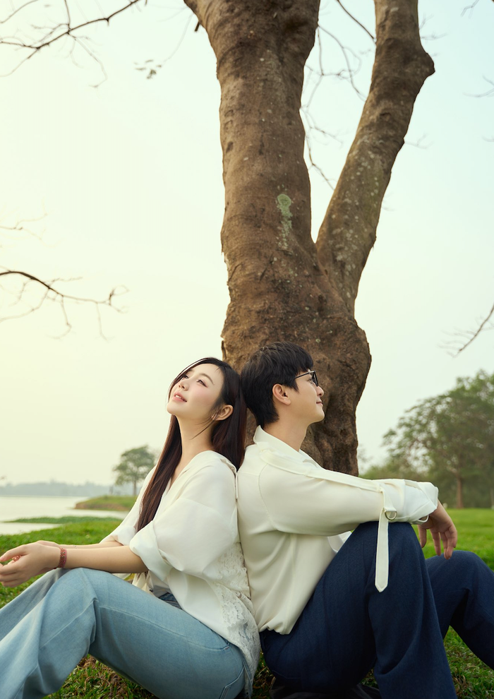 Hiện bộ phim Bước Chân Vào Đời đang nhận được nhiều sự chú ý từ khán giả (Ảnh: FBNV).