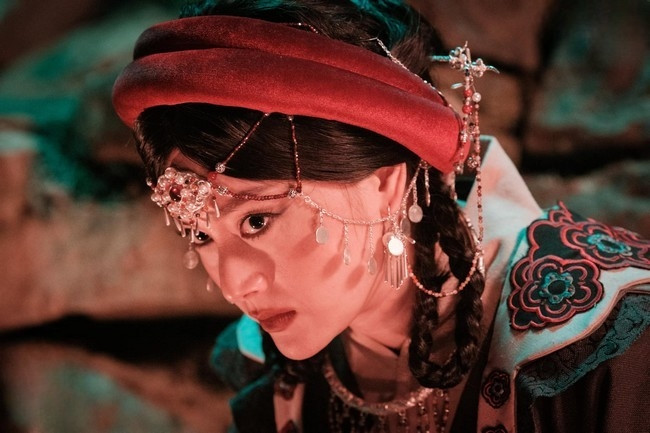 Lan Phương cũng từng gây ấn tượng khi góp mặt trong phim kinh dị tâm linh Kẻ Ăn Hồn.