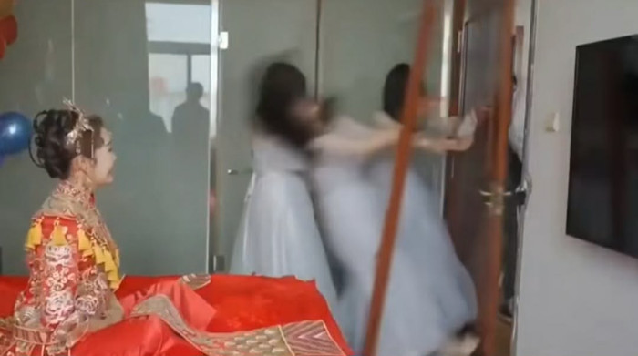 Đi đám cưới bạn thân, cô gái trẻ gặp sự việc kinh hoàng Ảnh 2