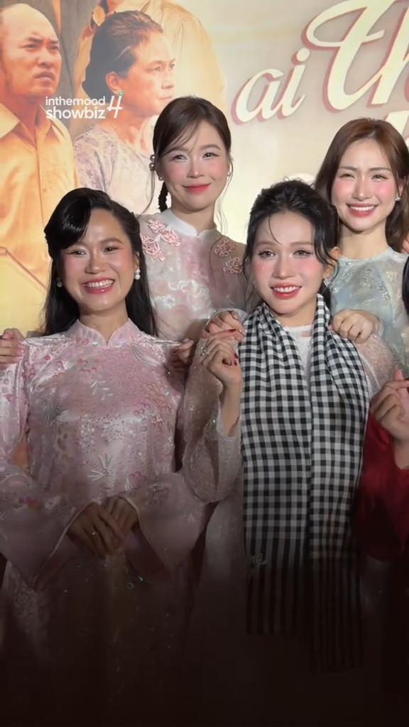 Hòa Minzy và Lâm Vỹ Dạ đều thể hiện sự vui vẻ, cởi mở mỗi khi có dịp gặp nhau trong các sự kiện của giới showbiz. Ảnh: inthemoodforshowbiz