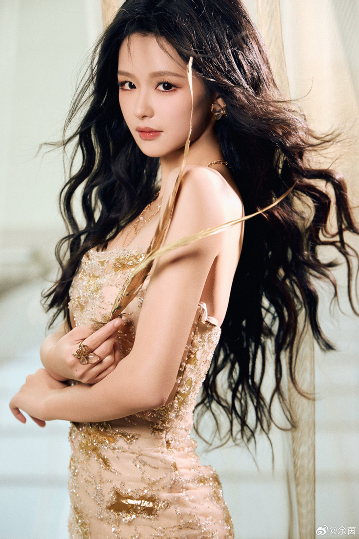 Mỹ nhân giống Bạch Lộc gặp sự cố sức khoẻ trầm trọng. Ảnh: Weibo