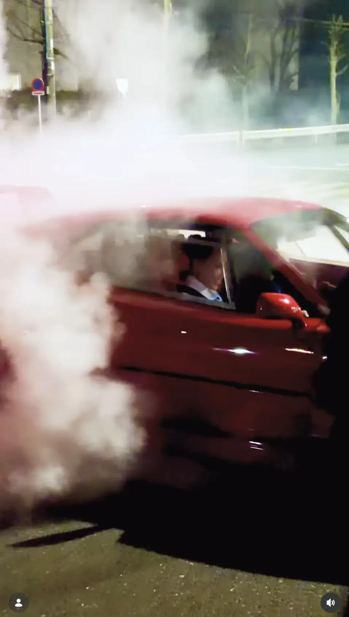 Kim Kardashian và Lewis Hamilton đã chính thức xác nhận mối quan hệ theo cách không thể “chất” hơn.