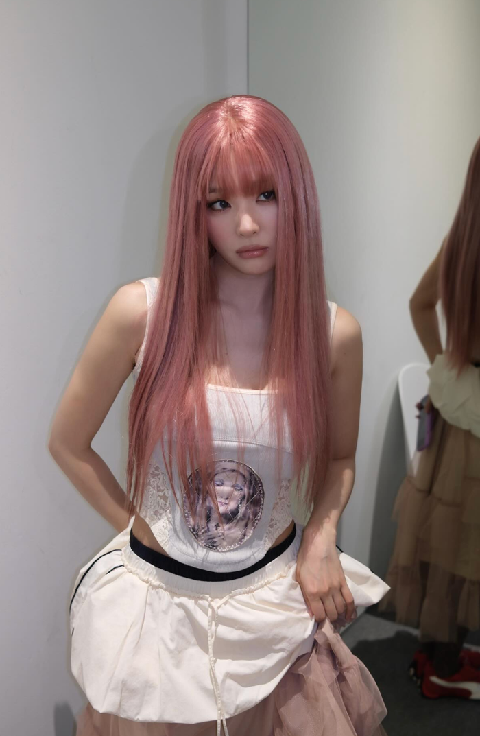 Nhan sắc ngày một thăng hạng của Seulgi nhận về 'mưa lời khen' từ cư dân mạng.