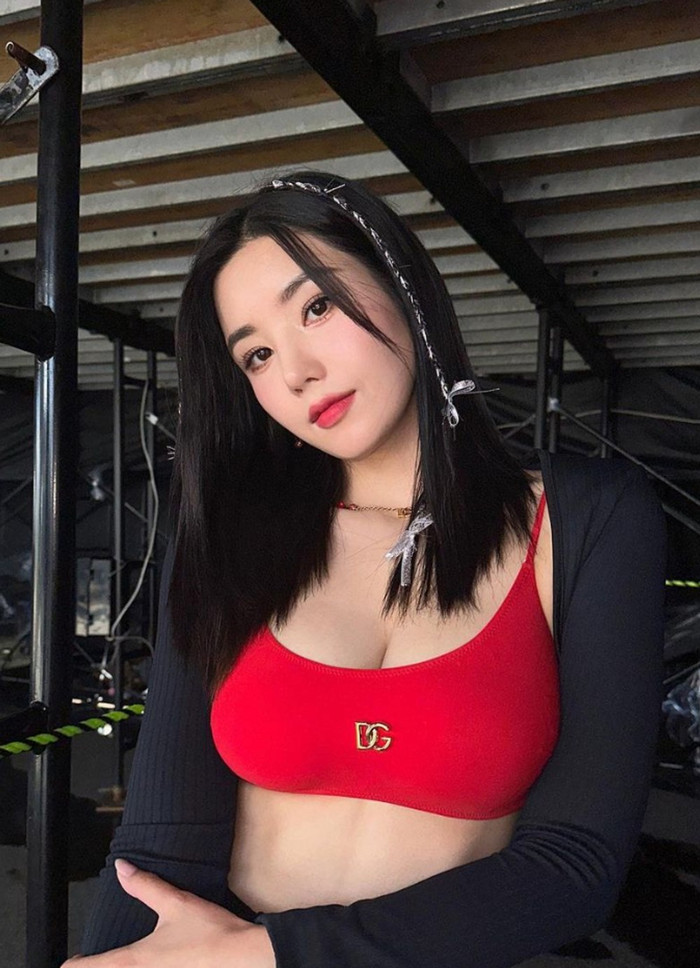 Kwon Eunbi không gia nhập công ty của G-Dragon Ảnh 4