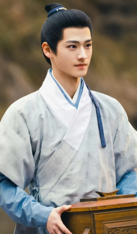 Điểm danh 9 mỹ nam cổ trang thế hệ 95 'gây thương nhớ' trên màn ảnh Hoa ngữ Ảnh 9