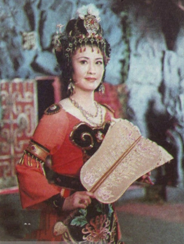 &nbsp;Tôn Ngộ Không đã mượn quạt Ba Tiêu của Bà La Sát.&nbsp;