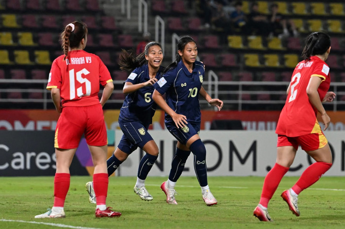 Thái Lan đã thắng đậm Việt Nam 4-1. Ảnh: FAT