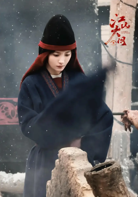 Hé lộ tạo hình của Dương Mịch trong phim cổ trang mới nhanh chóng thu hút sự chú ý từ công chúng.