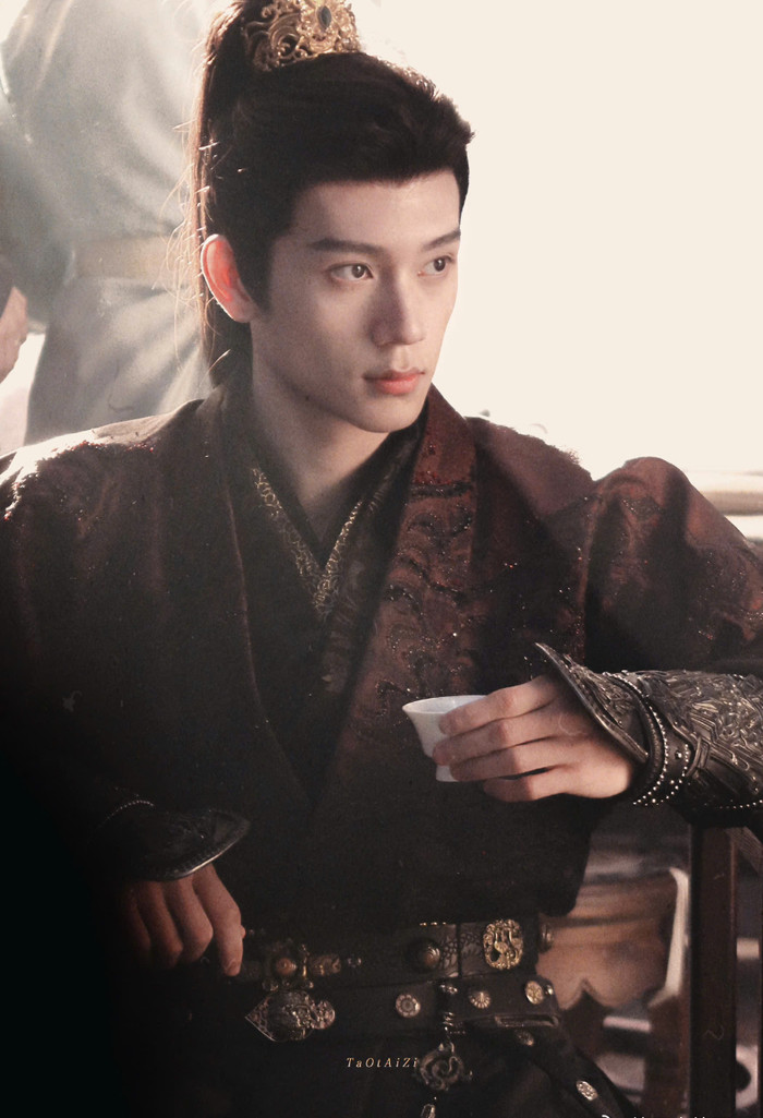 Khép lại danh sách, Lâm Mộc Nhiên đứng thứ tám với 43.900 fan tăng thêm. Là gương mặt trẻ trong dàn cast phụ, cô góp phần tạo nên sự đồng đều về nhan sắc và màu sắc nhân vật cho bộ phim.