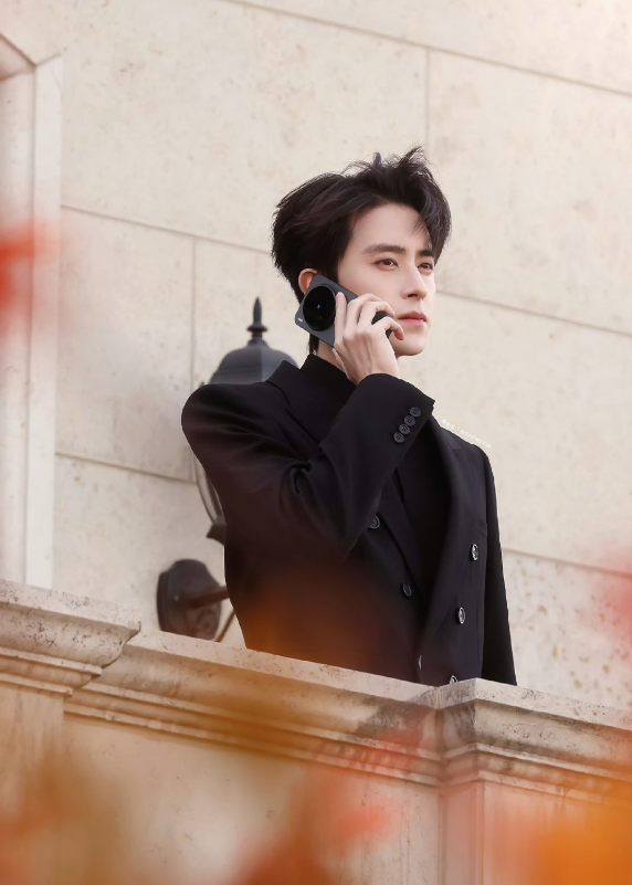 Top 10 mỹ nam ngôn tình Hoa ngữ mặc đẹp nhất: Trương Lăng Hách cực ấn tượng, quán quân gây bất ngờ Ảnh 4