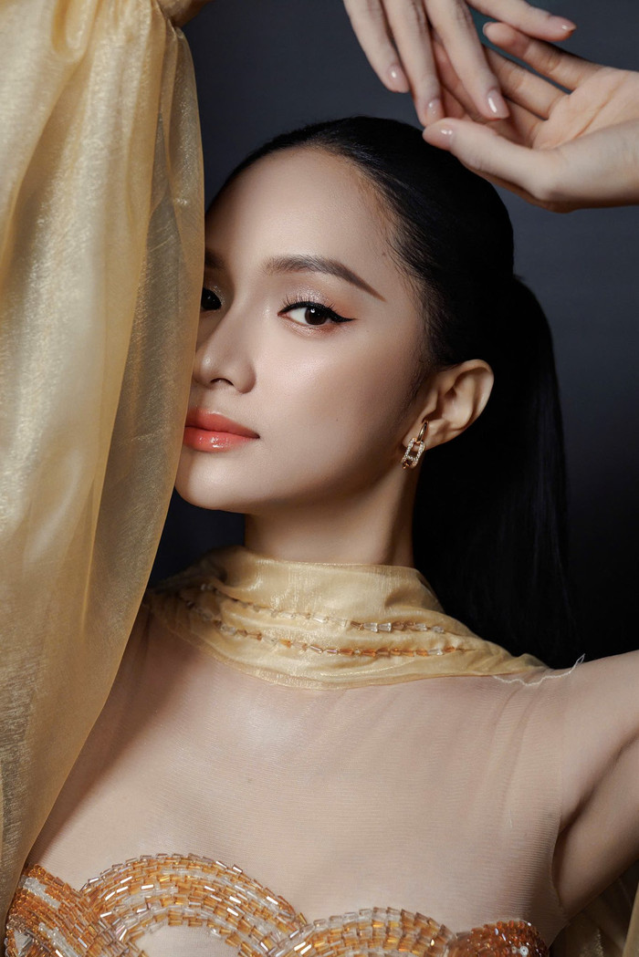 Hương Giang vẫn im lặng về thông tin đi thi Miss Grand mùa All Stars.