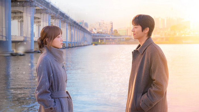 Kết thúc vào ngày 04/04/2026 trên MBC, bộ phim chính kịch gia đình này vẫn giữ được sức hút ổn định đến những tập cuối. Với sự tham gia của Han Chae-ah và Kim Sang-kyung, phim tập trung khắc họa hành trình vượt qua nghịch cảnh để tìm kiếm hạnh phúc, qua đó tạo nền tảng cảm xúc cho khung giờ phát sóng tiếp theo.