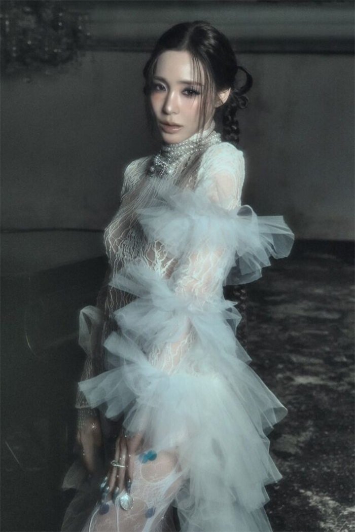 Hình ảnh mới của Tiffany Young.