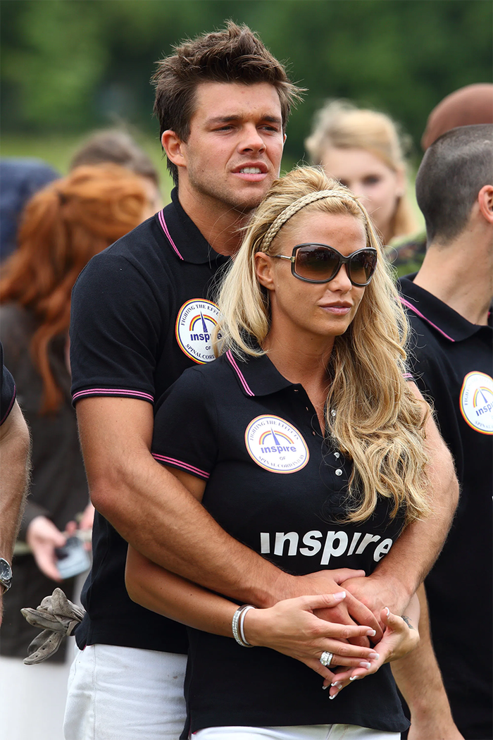 Katie Price cho biết tình cũ khéo tay nhưng đã 'phá hỏng mọi thứ'.