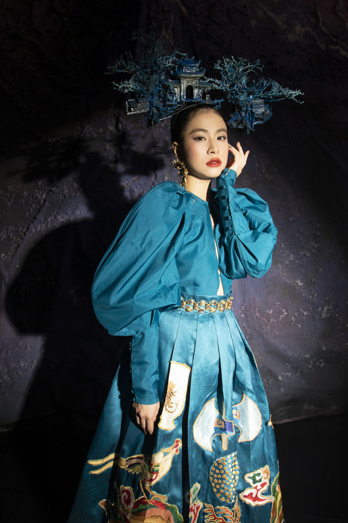 Cần dừng lại với Hoàng Thùy Linh Ảnh 8