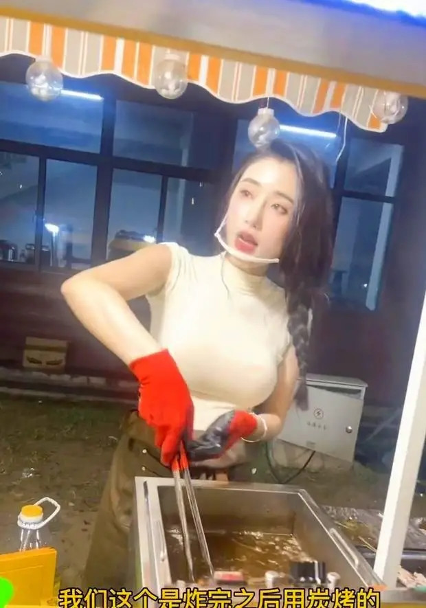 Chồng 'nghiện' ghé quán gà rán vì cô chủ nóng bỏng, người vợ đến tận nơi nói thẳng một câu Ảnh 1