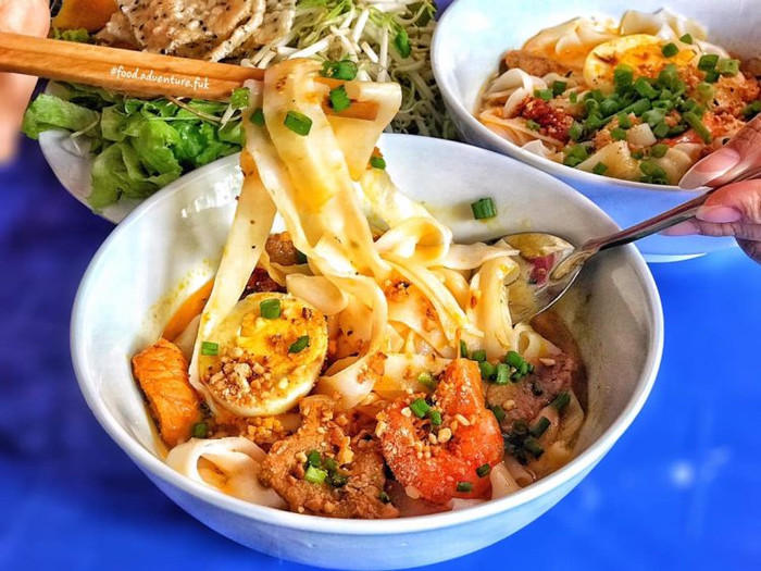 Mì Quảng.