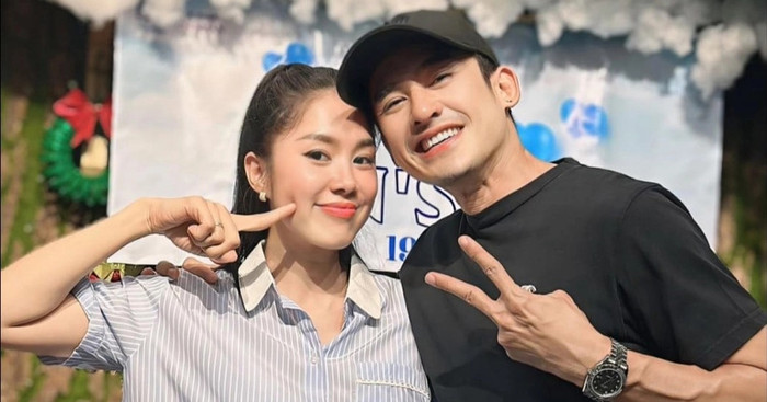 Lê Phương và Lương Thế Thành tình tứ hát karaoke gây 'dậy sóng' Ảnh 1