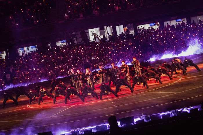 BTS 'đổ bộ' Mexico: 150.000 khán giả, đường phố tê liệt và một thành phố hóa concert khổng lồ Ảnh 3