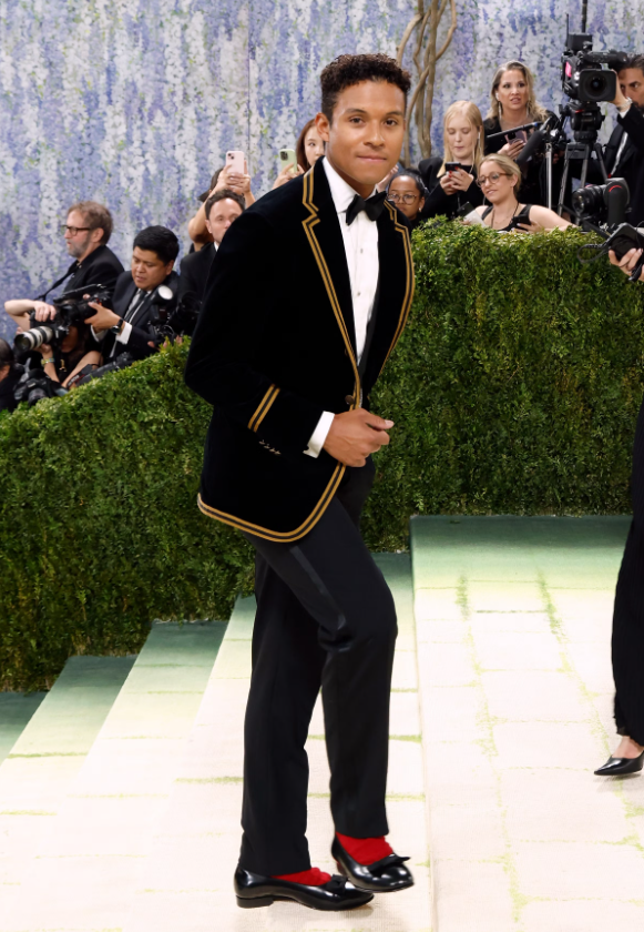 Jaafar Jackson xuất hiện với đôi giày bệt của Ralph Lauren. Ảnh: Getty Images