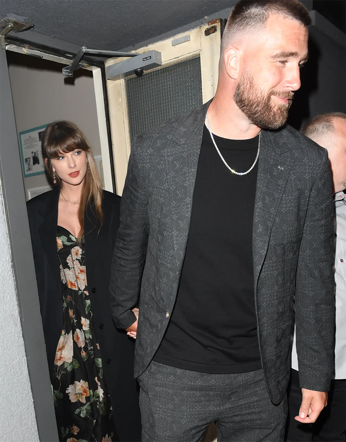 Taylor Swift và Travis Kelce được cho là đang chuẩn bị tổ chức hôn lễ tại New York vào ngày 3/7 tới.