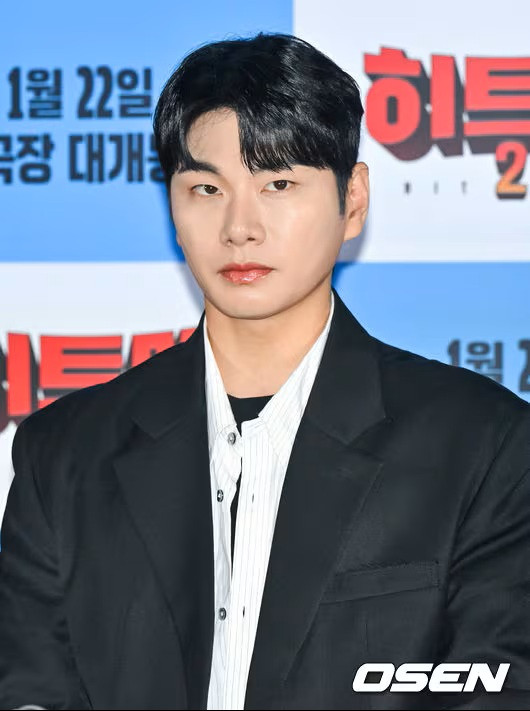 Vụ việc được cho là sẽ ảnh hưởng không nhỏ đến hình ảnh của Lee Yi Kyung. (Ảnh từ Osen)