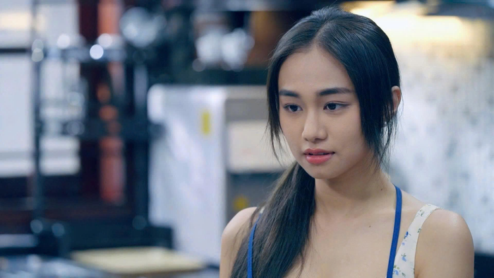 Vai Như Trang khiến nữ diễn viên đối mặt không ít phản ứng trái chiều trên mạng xã hội.