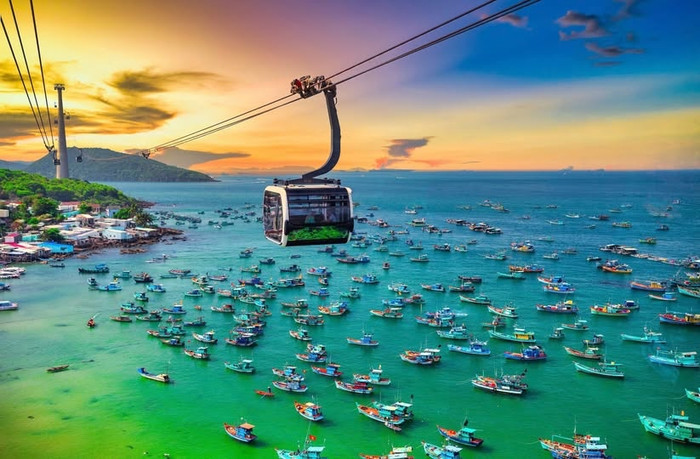 Bước vào hè, Phú Quốc cũng là địa điểm được nhiều người lựa chọn