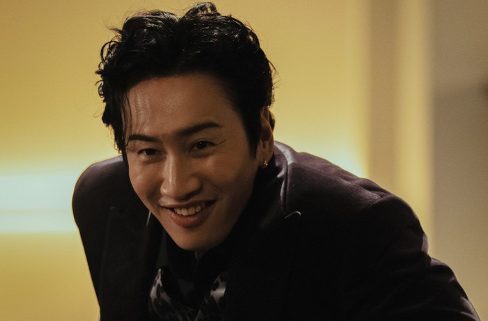 Sự thay đổi hình tượng của Lee Kwang Soo được xem là tín hiệu cho thấy xu hướng chuyển mình sang địa hạt diễn xuất chuyên sâu của nam diễn viên.