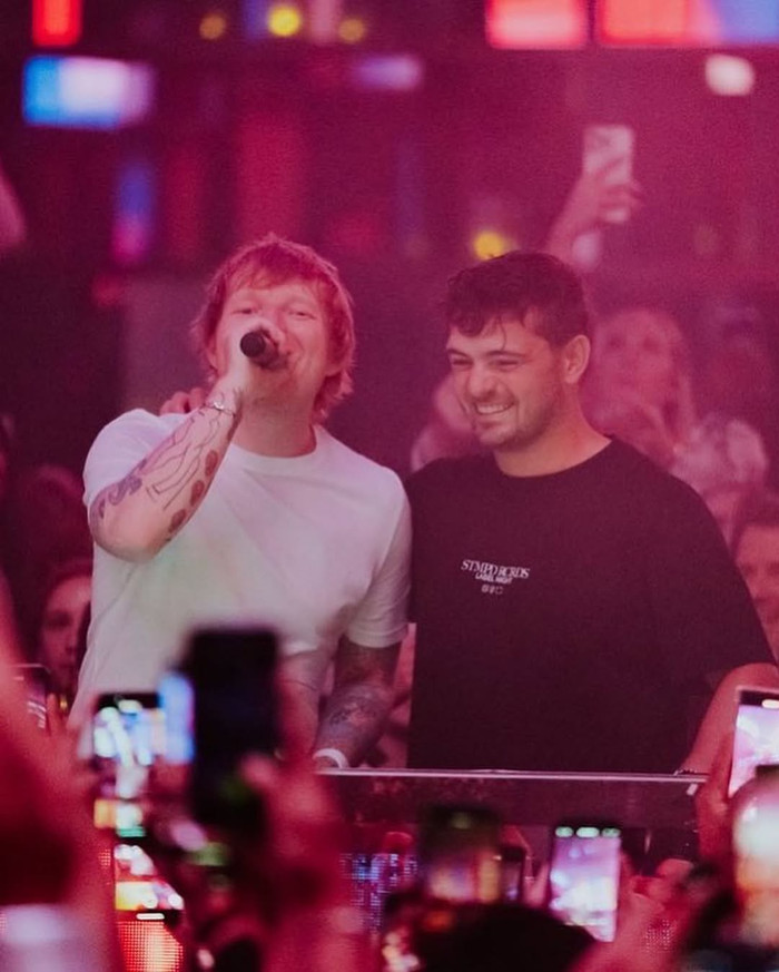Ed Sheeran và Martin Garrix ra mắt ca khúc bị 'đắp chiếu' suốt 10 năm Ảnh 1