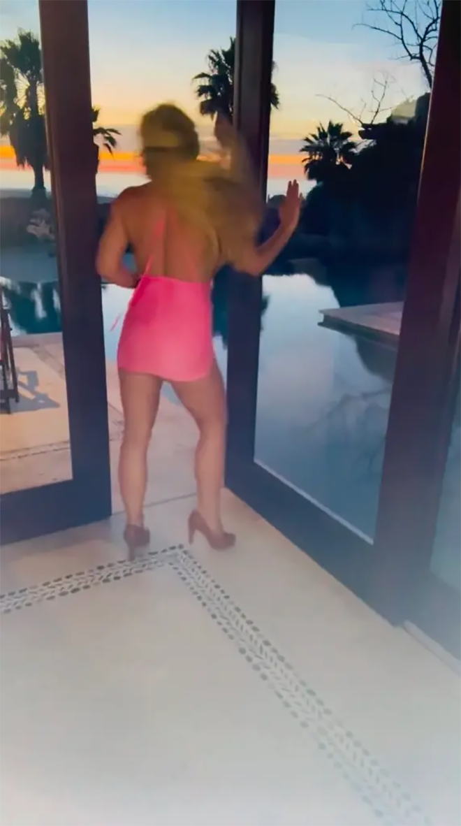 Tình trạng hiện tại của Britney Spears sau loạt hành động gây tranh cãi tại một nhà hàng ở California cách đây chưa lâu.