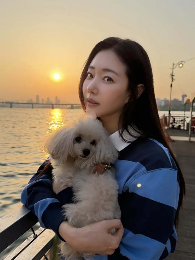 Hình ảnh mới đây của Kim Sa Rang.