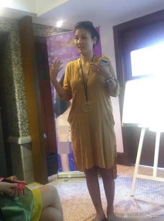 Người phụ nữ 43 tuổi thông báo tuyển chồng, đưa ra yêu cầu gây tranh cãi Ảnh 2