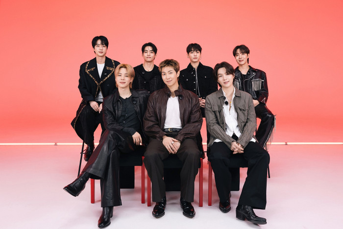 Album của BTS 'càn quét' các bảng xếp hạng toàn cầu suốt 6 tuần Ảnh 4