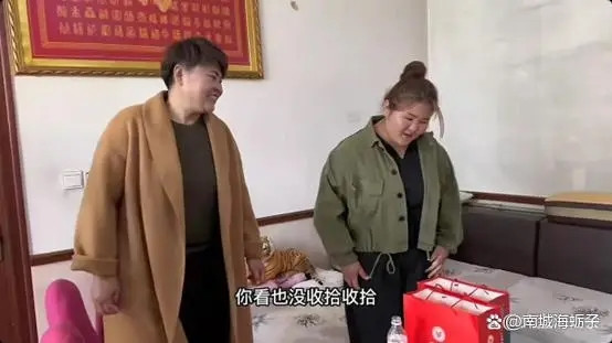 Cô gái ngoại hình đầy đặn đi xem mắt, phản ứng của chàng trai khiến dân mạng tranh cãi dữ dội Ảnh 1