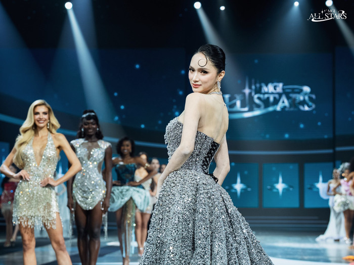 Hương Giang tại sự kiện chào sân của MGI All Stars. (Ảnh từ Miss Grand International)