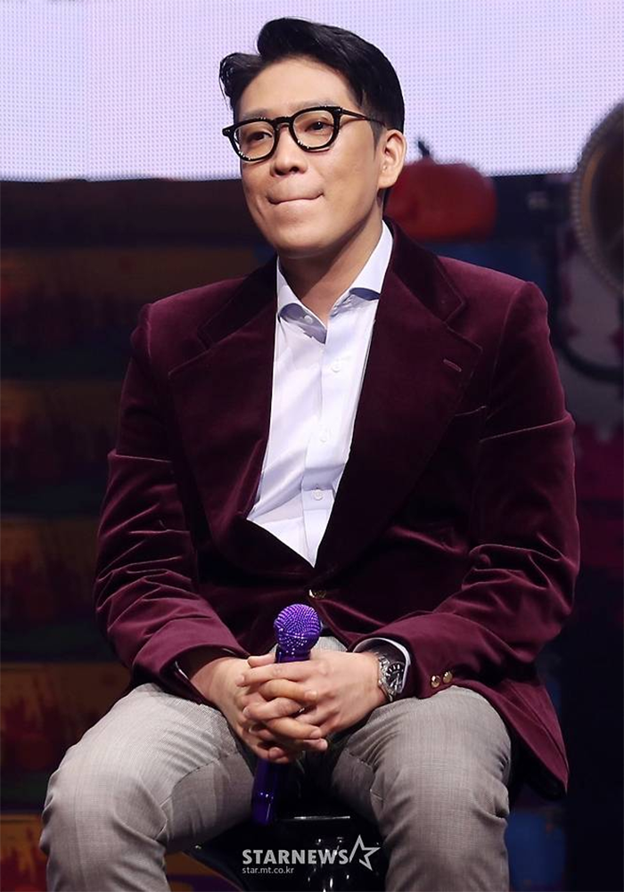 MC Mong lại khiến mạng xã hội dậy sóng khi bất ngờ nhắc đến IU cùng bộ phim Phu Nhân Đại Quân Thế Kỷ 21.